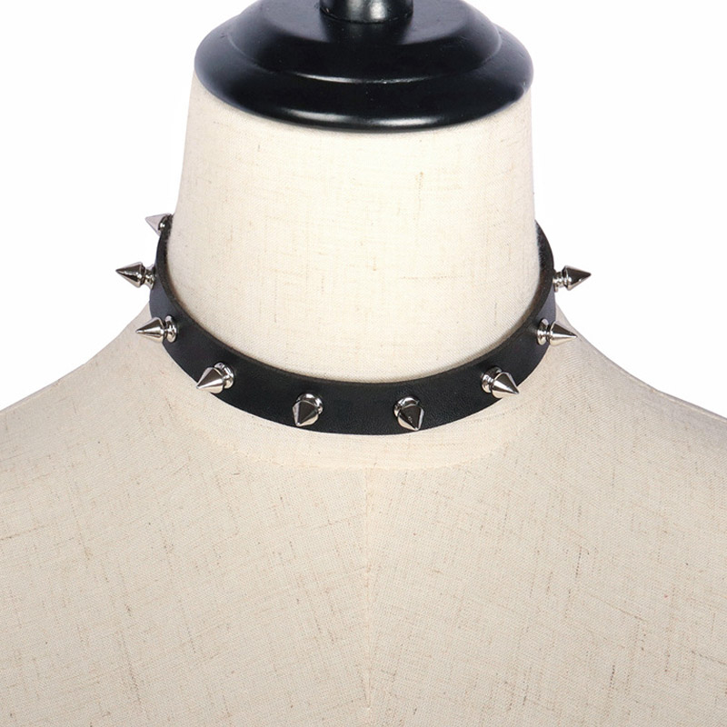 Gothic Rivets Punk tour de cou punk