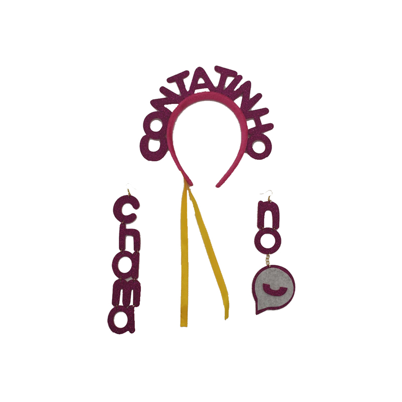 Ensemble de boucles d'oreille de bande de fête