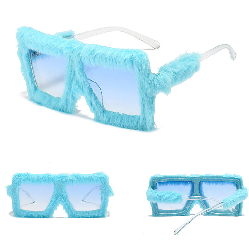 Lunettes de soleil carrées pelucheuses